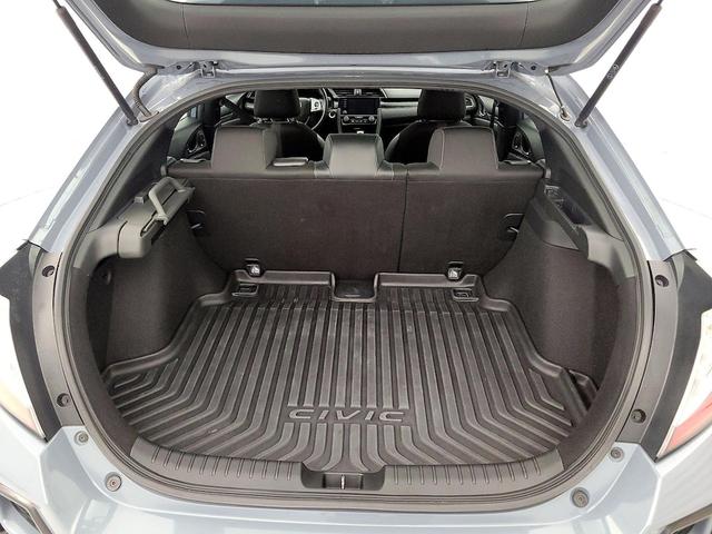 Photo of 2021 Gray Honda Civic