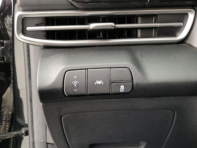 Photo of 2022 Black Hyundai ELANTRA