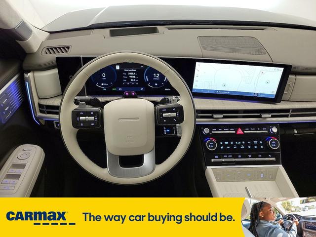 Photo of 2025 Gray Hyundai SANTA FE HEV