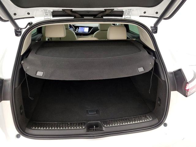 Photo of 2021 White Buick Envision