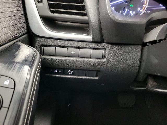 Photo of 2023 Black Nissan Rogue