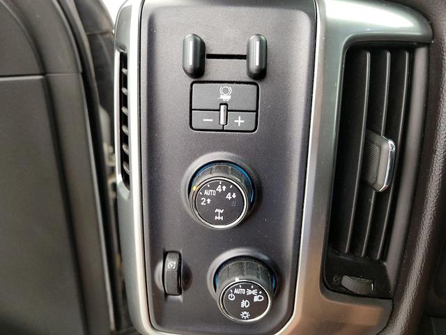 Photo of 2016 White Chevrolet Silverado 1500