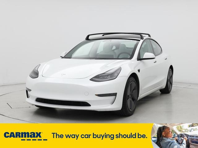 Photo of 2023 White Tesla Model 3