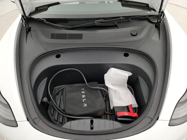 Photo of 2023 White Tesla Model 3