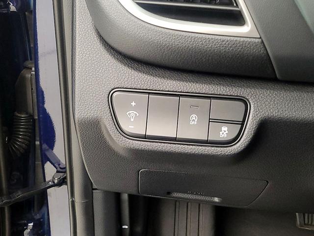 Photo of 2024 Blue Kia Seltos