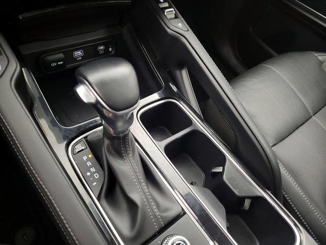 Photo of 2023 Gray Kia Telluride