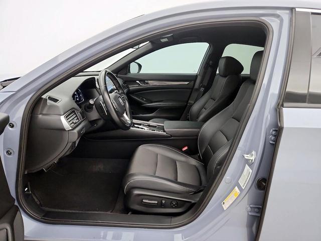 Photo of 2022 Gray Honda Accord