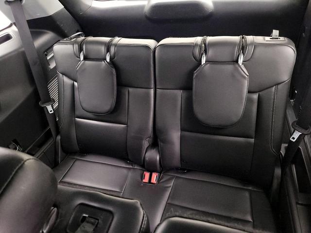Photo of 2022 White Ford Explorer