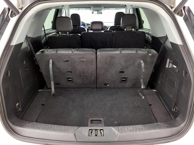 Photo of 2022 White Ford Explorer