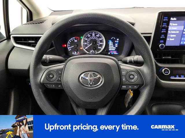 Photo of 2020 White Toyota Corolla