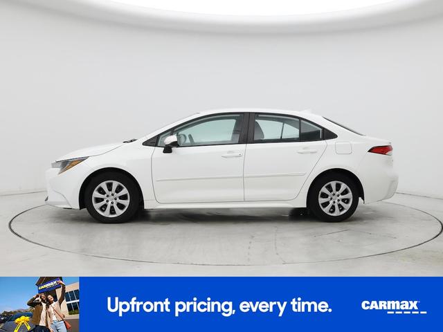Photo of 2020 White Toyota Corolla