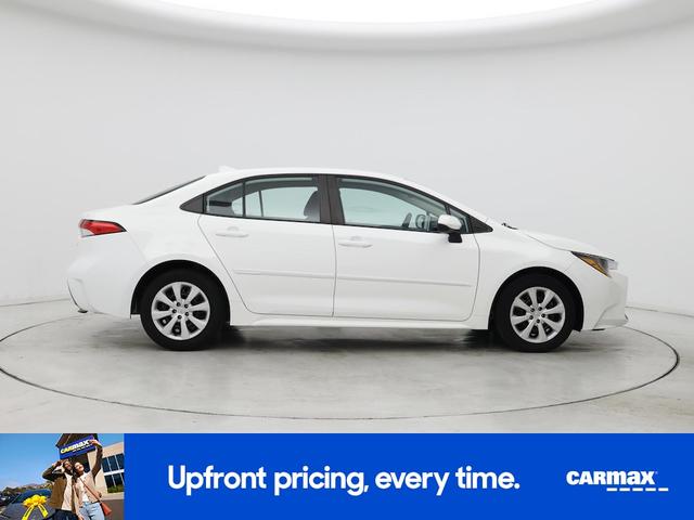 Photo of 2020 White Toyota Corolla