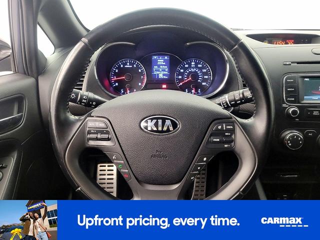 Photo of 2016 Blue Kia Forte