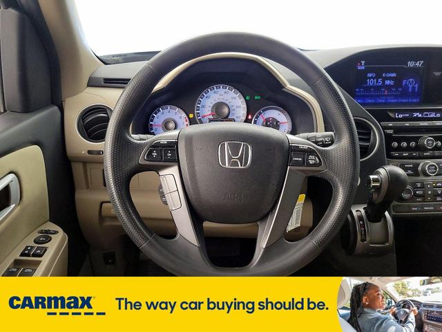 Photo of 2014 Gray Honda Pilot
