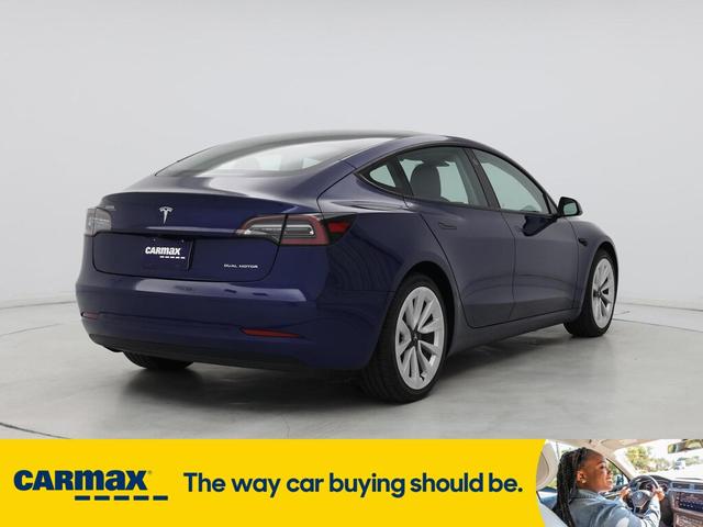 Photo of 2022 Blue Tesla Model 3
