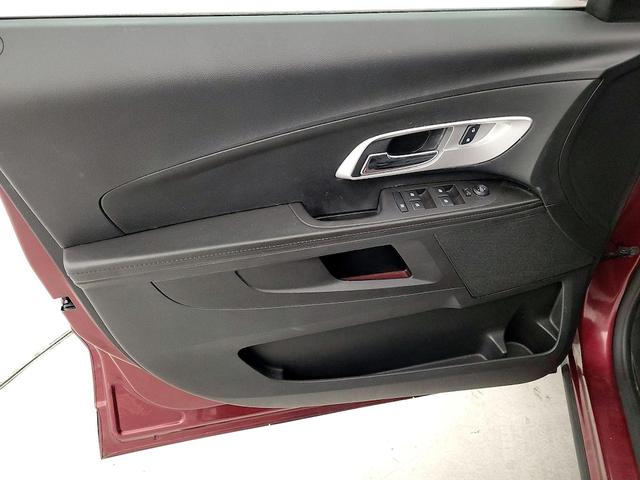 Photo of 2016 Red Chevrolet Equinox