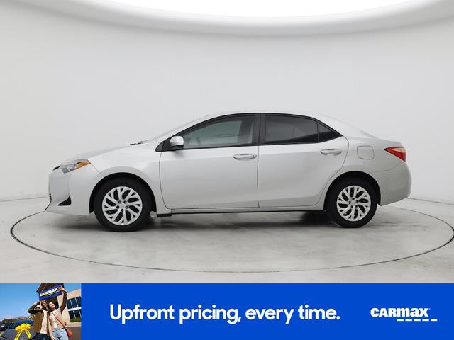 Photo of 2017 Silver Toyota Corolla