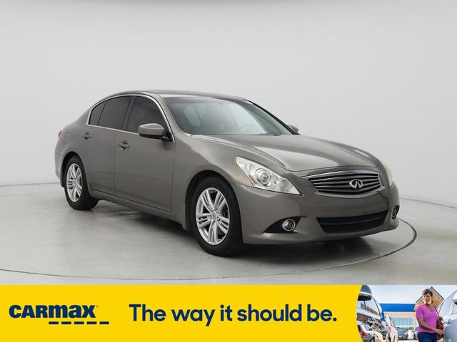 2013 Infiniti G37