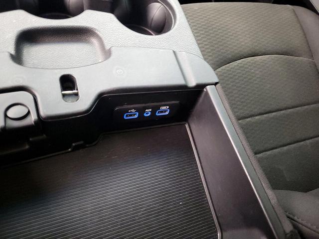 Photo of 2020 White RAM 1500 Classic