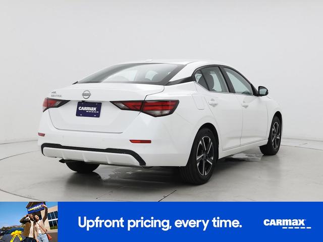Photo of 2025 White Nissan Sentra