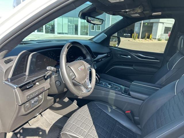 Photo of 2024 Crystal White Tri-Coat Cadillac Escalade
