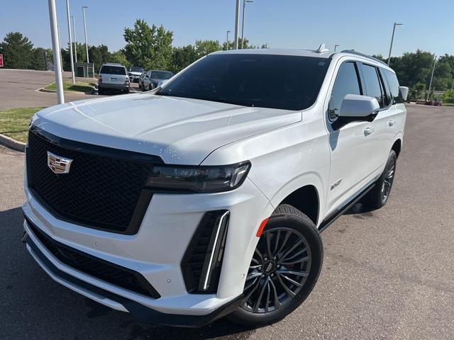 Photo of 2024 Crystal White Tri-Coat Cadillac Escalade