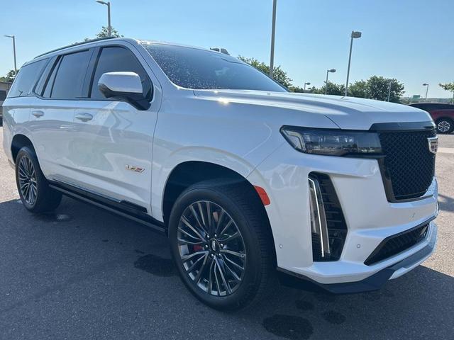 Photo of 2024 Crystal White Tri-Coat Cadillac Escalade