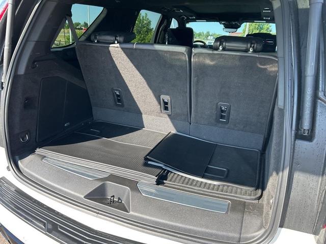 Photo of 2024 Crystal White Tri-Coat Cadillac Escalade