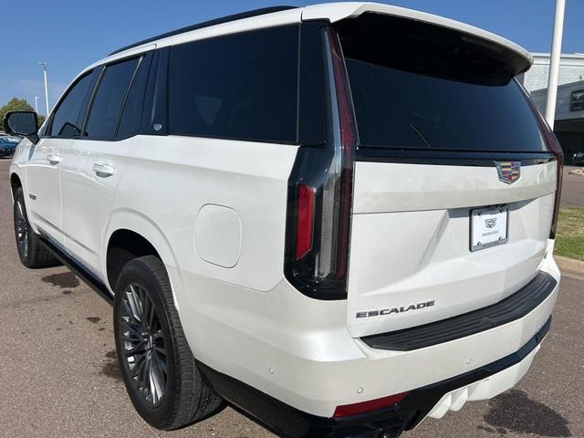 Photo of 2024 Crystal White Tri-Coat Cadillac Escalade