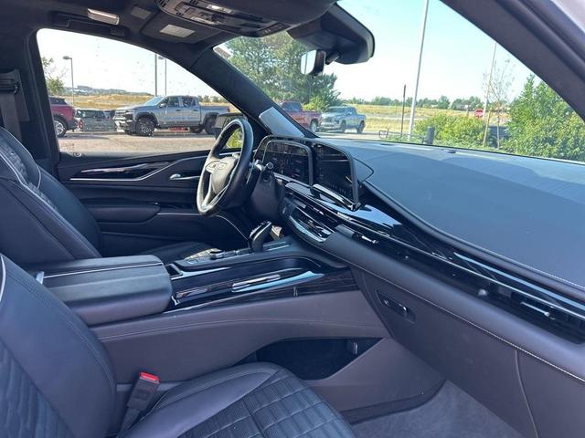 Photo of 2024 Crystal White Tri-Coat Cadillac Escalade