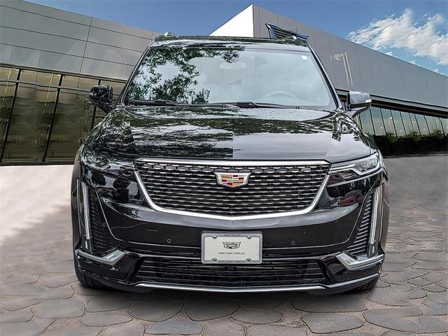 Photo of 2025 Stellar Black Metallic Cadillac XT6