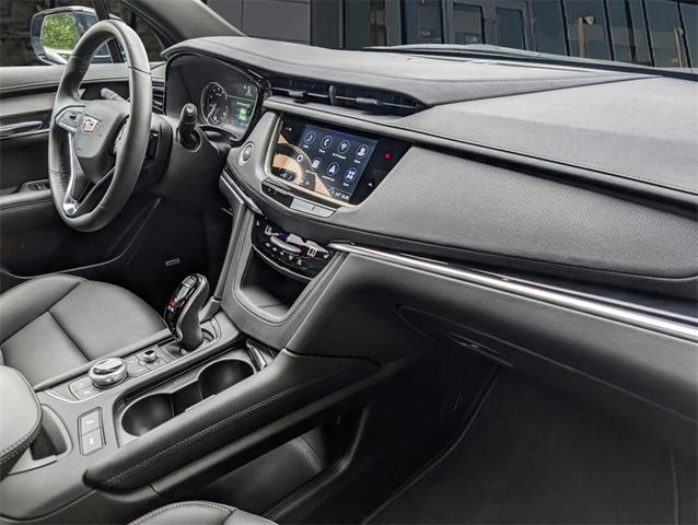 Photo of 2025 Stellar Black Metallic Cadillac XT6