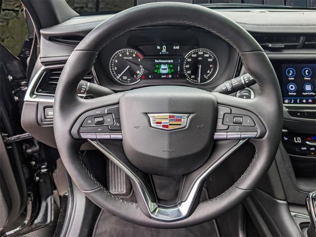 Photo of 2025 Stellar Black Metallic Cadillac XT6