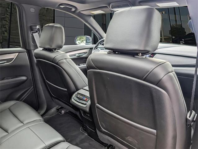 Photo of 2025 Stellar Black Metallic Cadillac XT6