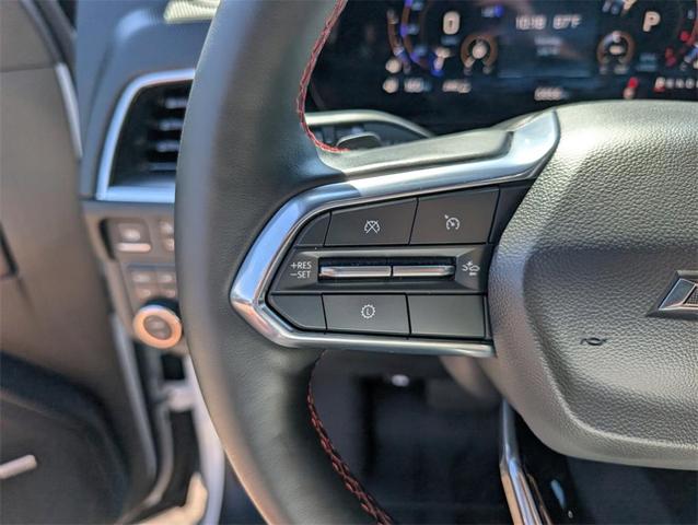 Photo of 2025 Iridescent Pearl Tricoat Chevrolet Suburban