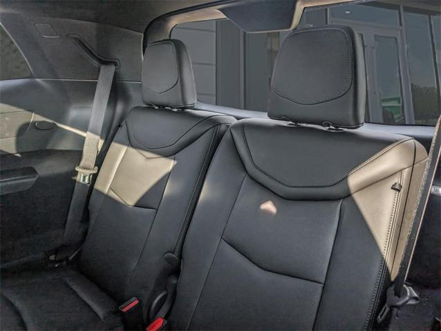 Photo of 2025 Emerald Cadillac XT6