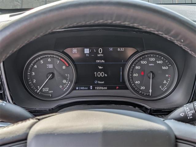 Photo of 2025 Emerald Cadillac XT6