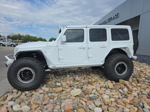 Photo of 2024 Bright White Clearcoat Jeep Wrangler