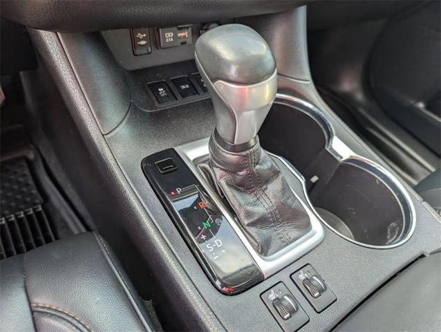 Photo of 2019 Black Toyota Highlander