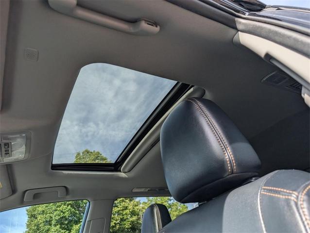 Photo of 2019 Black Toyota Highlander