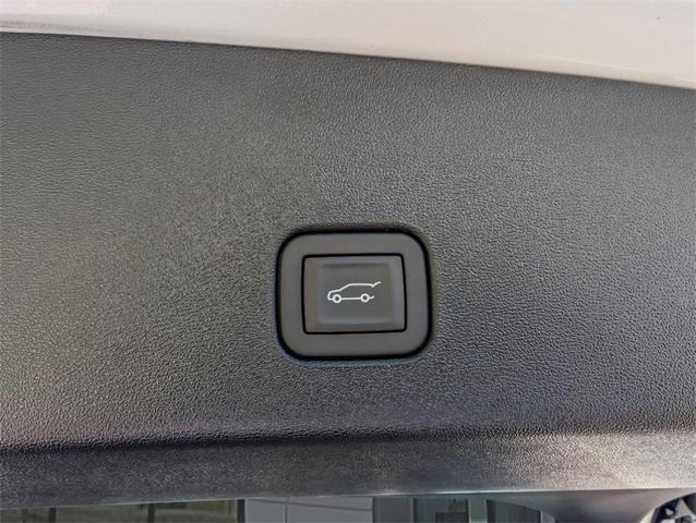 Photo of 2025 Crystal White Tri-Coat Cadillac OPTIQ