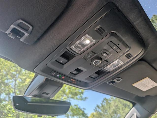 Photo of 2021 Black Chevrolet Suburban