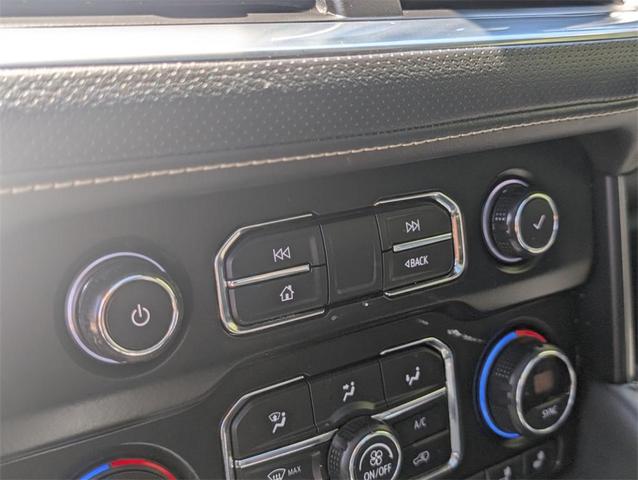 Photo of 2021 Black Chevrolet Suburban