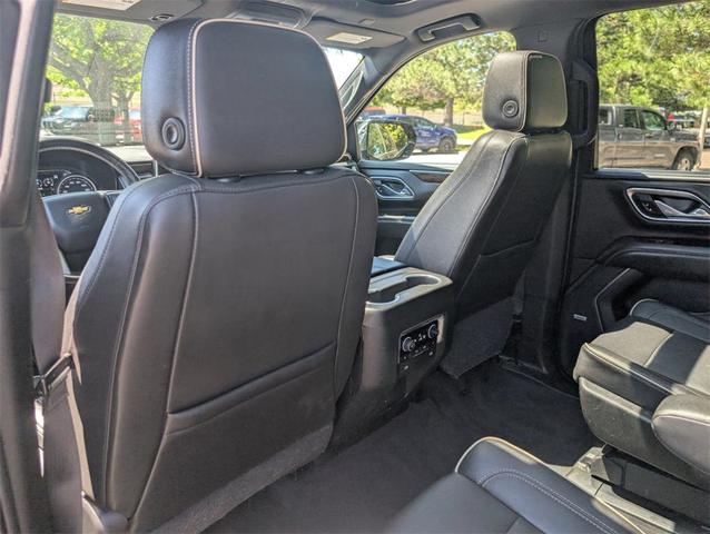 Photo of 2021 Black Chevrolet Suburban