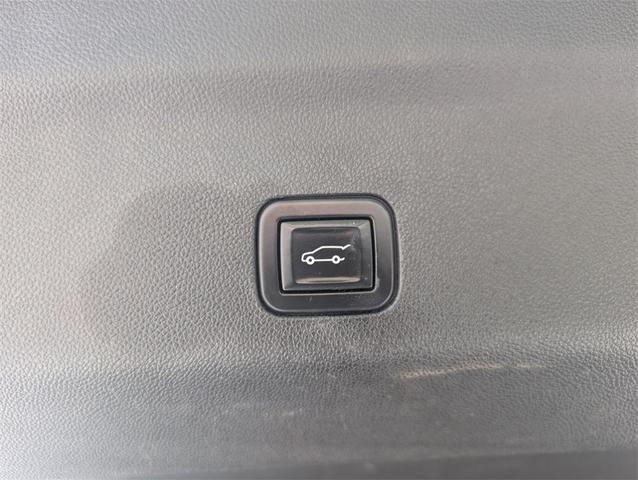 Photo of 2021 Black Chevrolet Suburban