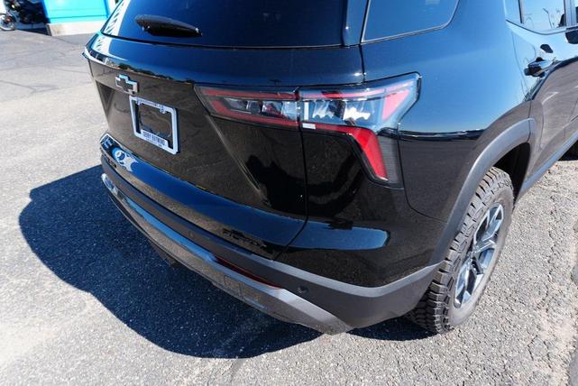 Photo of 2026 Mosaic Black Metallic Chevrolet Equinox