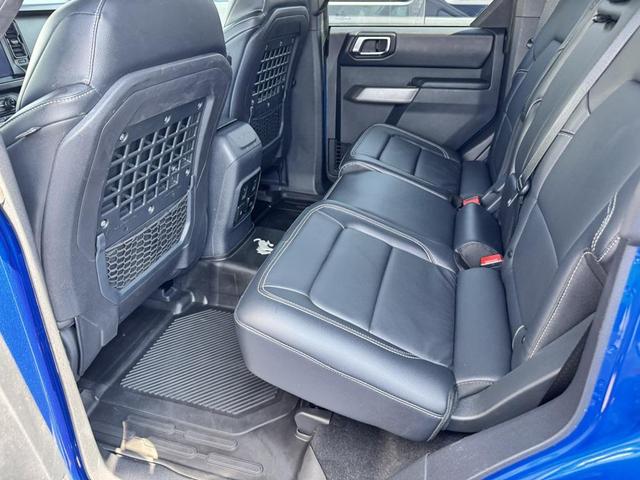 Photo of 2021 Lightning Blue Metallic Ford Bronco