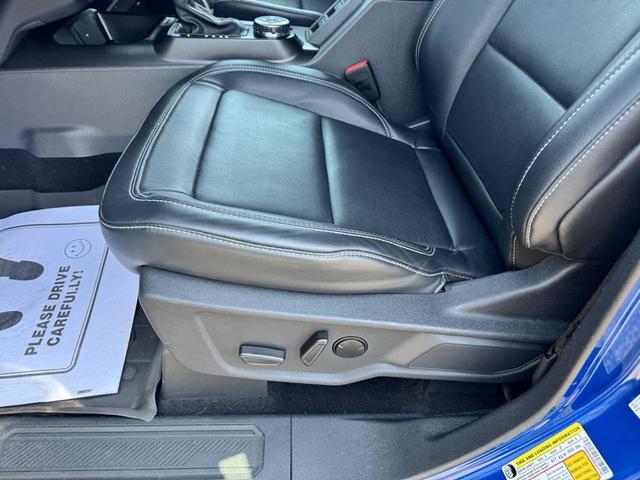 Photo of 2021 Lightning Blue Metallic Ford Bronco