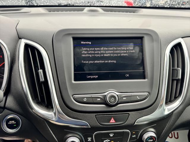Photo of 2020 Silver Ice Metallic Chevrolet Equinox