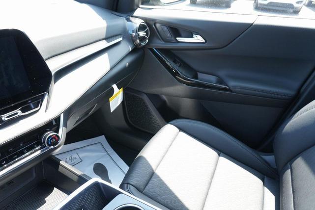 Photo of 2026 Lakeshore Blue Metallic Chevrolet Equinox